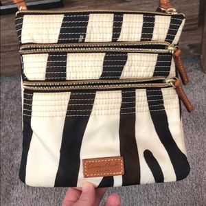 Dooney & Bourke purse
